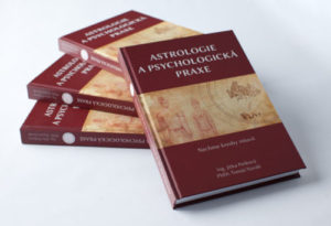 Ikona knihy Astrologie a psychologická praxe